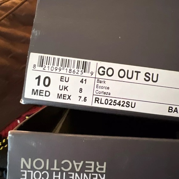 Kenneth Cole "GO OUT" Suede RIDING Boots, Color BARK, SIZE 10 MEDIUM - Picture 9 of 11